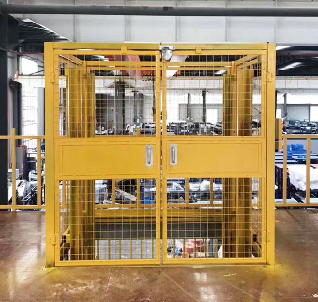 晋安智能导轨式升降机亮相